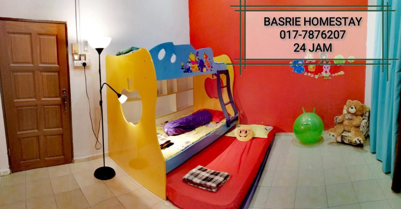 Basrie Villa "Mslim Only" - Mini Cinema , Private Pool , Wi-Fi , Netflix Муар Екстер'єр фото